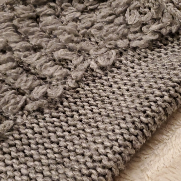 Chaudry wool sweater - Picture 7 of 7